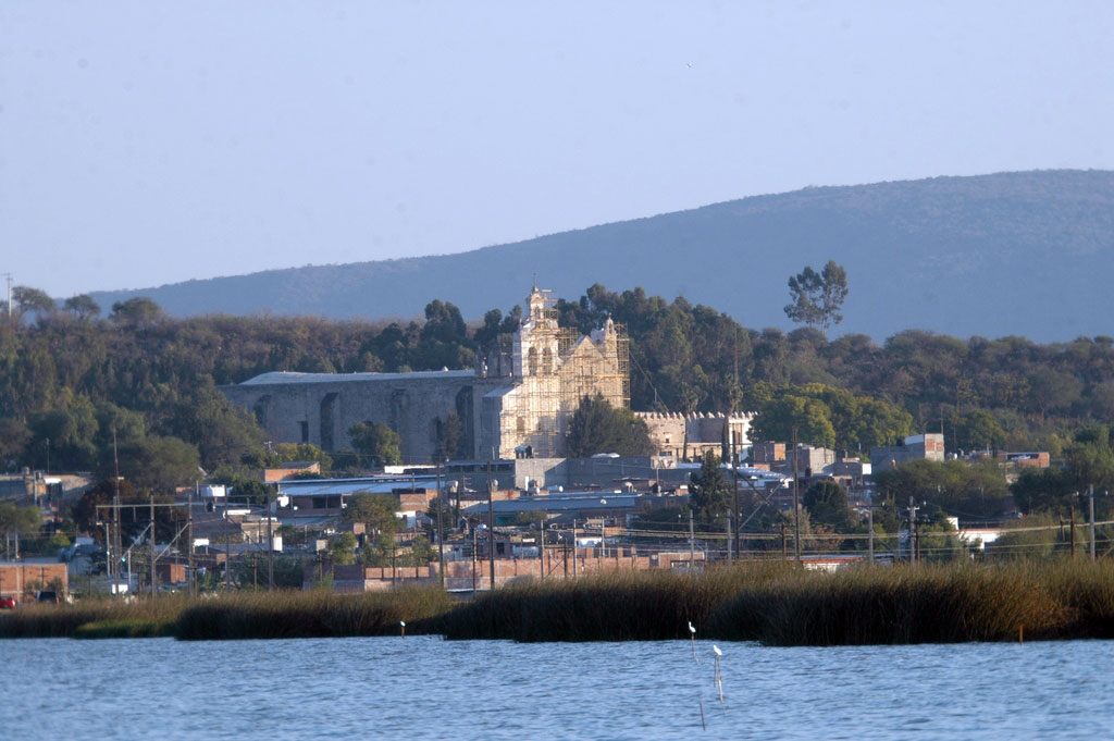 Cuitzeo Pueblo Mágico Michoacán