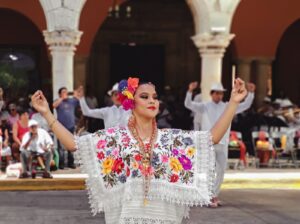 hipiles yucatecos tradición de artesanía mexicana