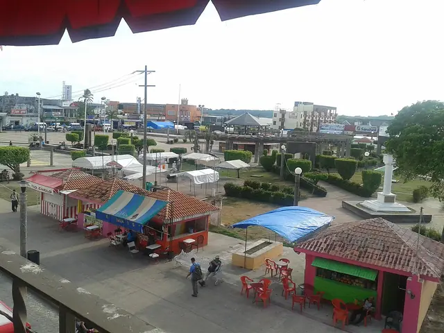 Plaza cívica de Frontera, Centla.